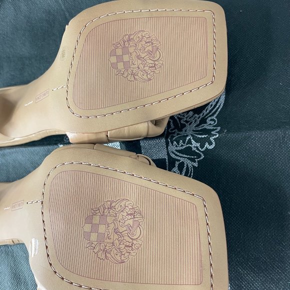New Vince Camuto Semtera Block Heel Slide Sandal, Size 10 M - Picture 12 of 14